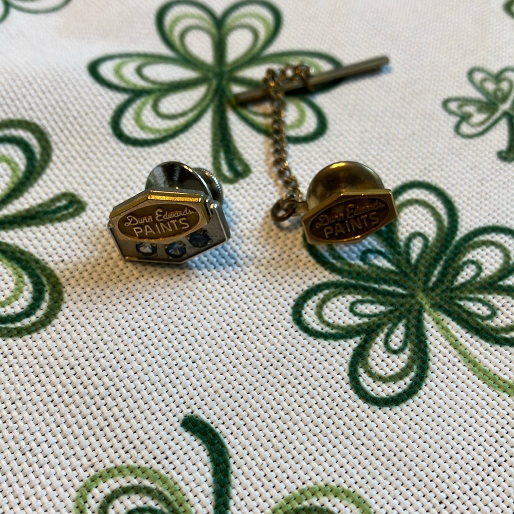 Dunn Edwards Paints Gold Tie Tack Set